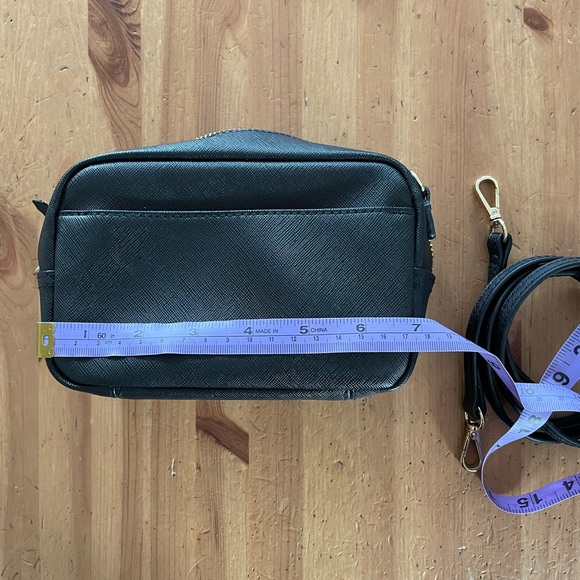 VICTORIA’S SECRET small crossbody bag - Picture 5 of 6